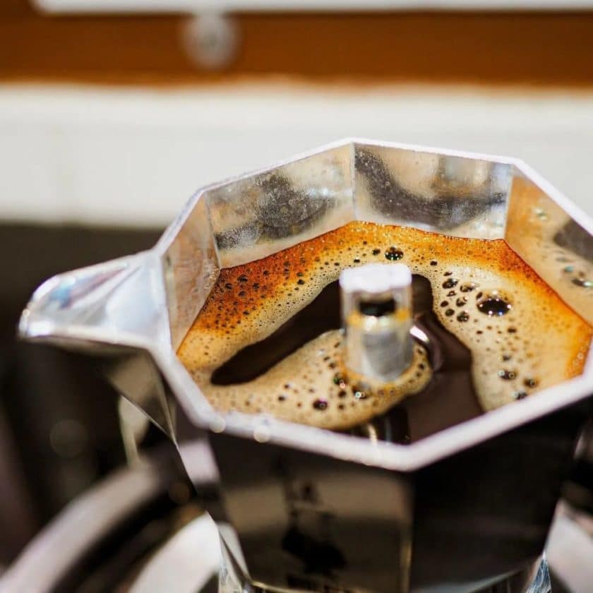 -bialetti-3-cup-mr-moka-stovetop-italian-espresso-maker-13